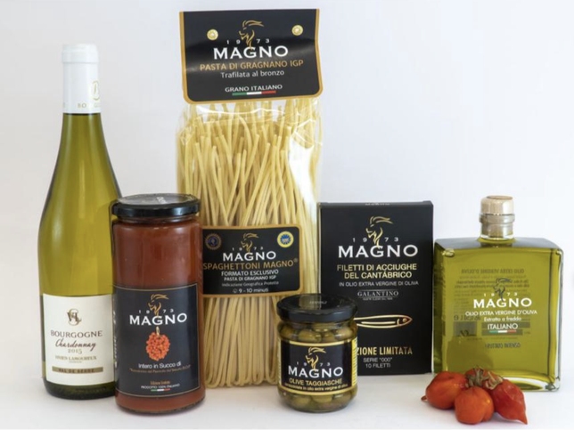 MAGNO AZ FOOD: ECCELLENZA GASTRONOMICA PARTENOPEA