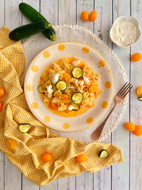 PASTA CON GAMBERI E ZUCCHINE: PRIMO DI MARE