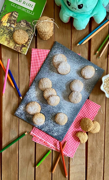 BISCOTTI SENZA GLUTINE ALL’AVENA E NOCI