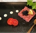 TARTARE DI TONNO CON SALSA DI YOGURT E PERLE D'ACETO